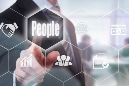 Dịch vụ cung ứng và cho thuê lại lao động PEO